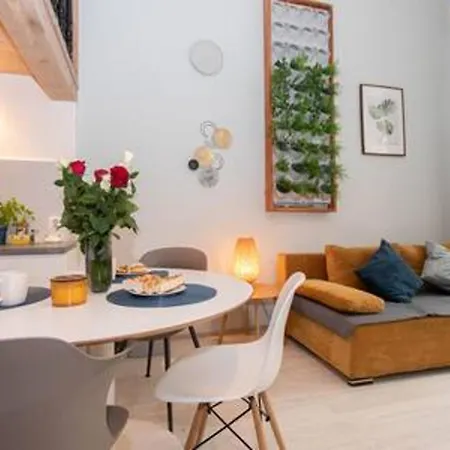 Primavera Apartment